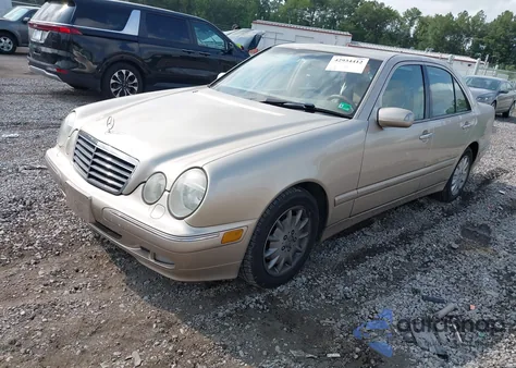 2001 Mercedes-Benz E 320 z USA, uszkodzony, nr VIN WDBJF65J61B180354